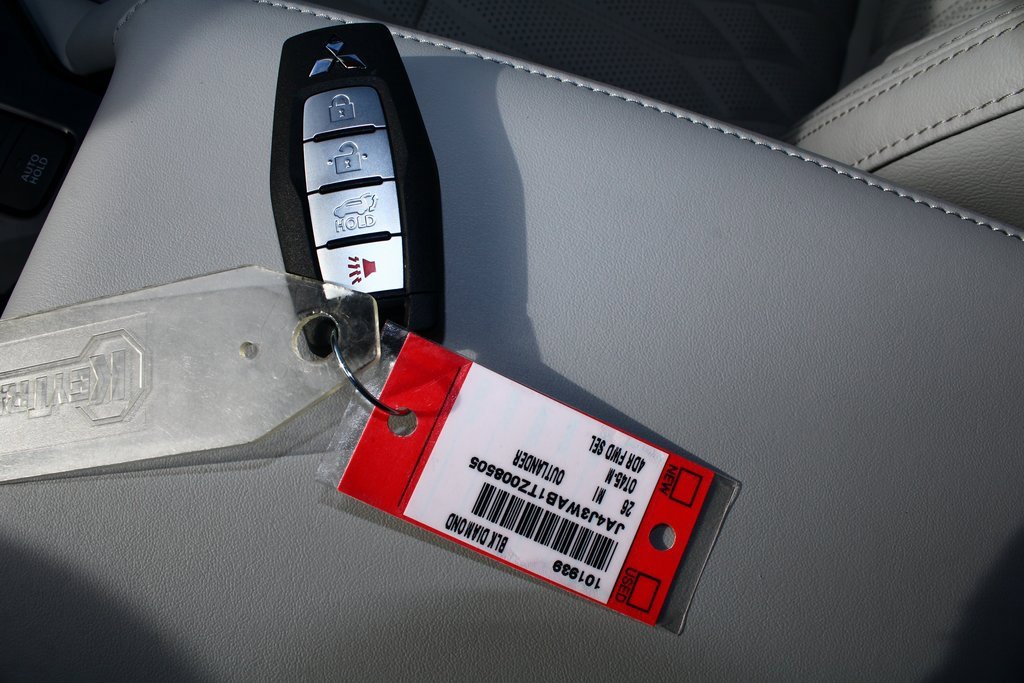 New 2026 Mitsubishi Outlander SEL image 25