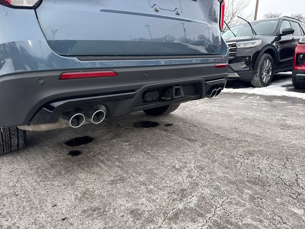 Used 2025 Ford Explorer ST w/ Sun And Sound Package image 11