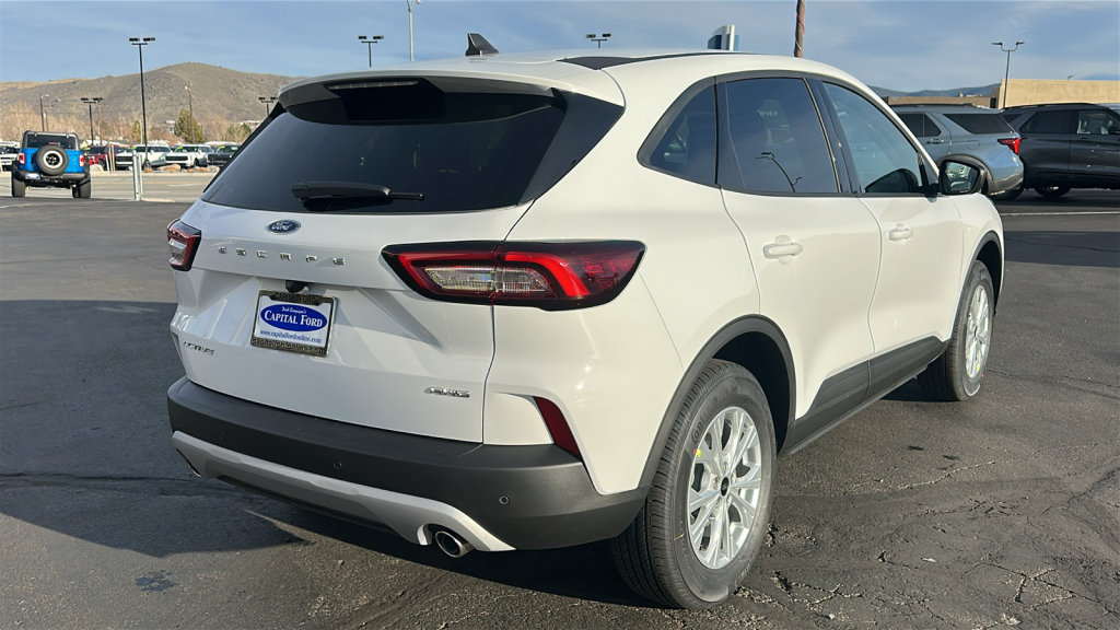 New 2026 Ford Escape Active w/ Tech Pack #1 AWD/4WD image 3
