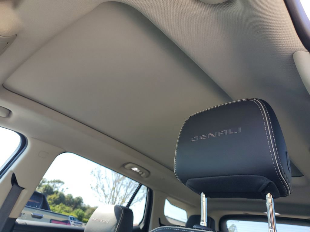 Used 2020 GMC Terrain Denali w/ Denali Premium Package image 26
