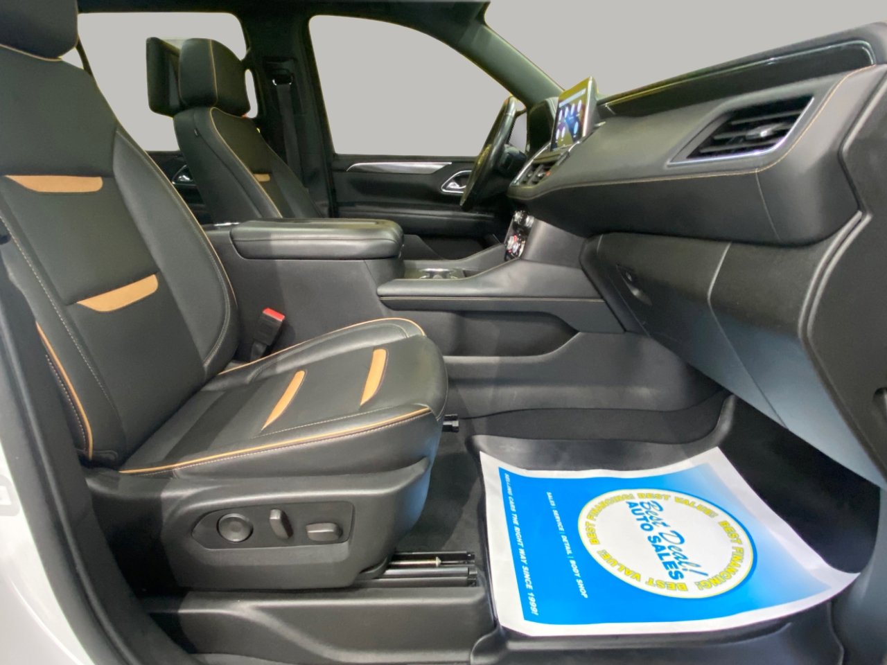 Used 2021 GMC Yukon AT4 w/ AT4 Premium Plus Package image 24