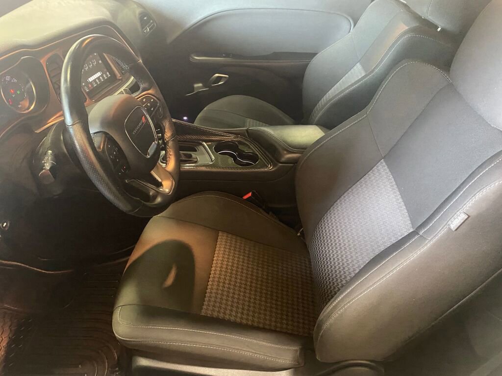 Used 2019 Dodge Challenger R/T image 5
