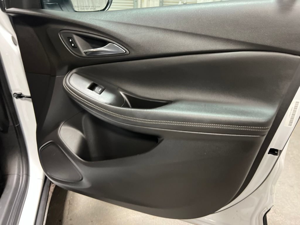 Used 2025 Buick Encore GX Preferred FWD image 10