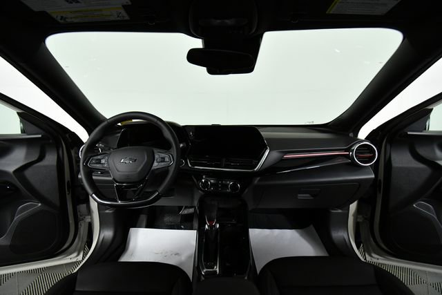 New 2026 Chevrolet Trax RS image 18