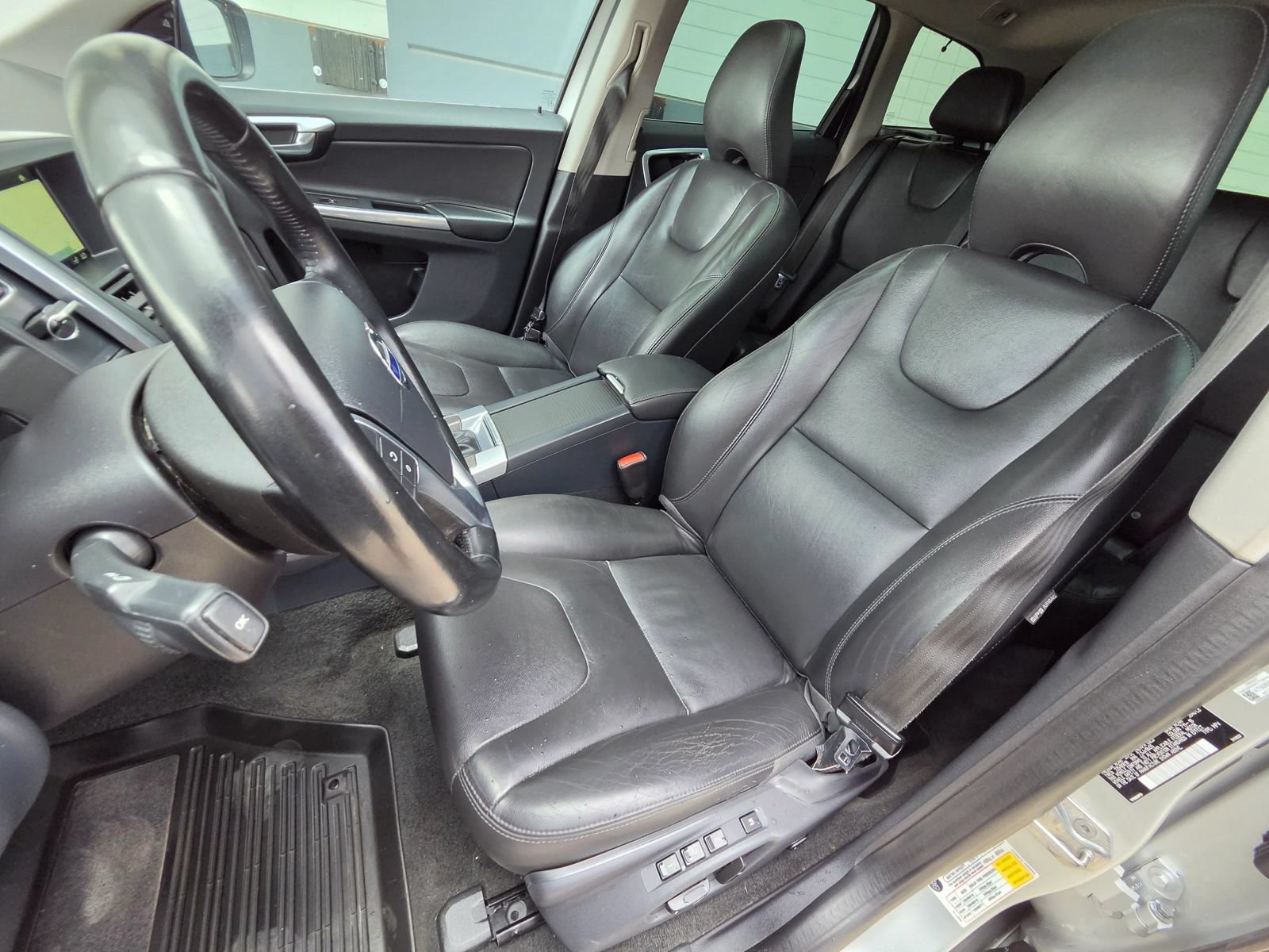 Used 2015 Volvo XC60 T5 AWD/4WD image 13