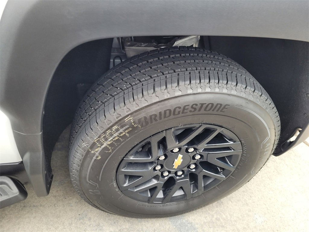 New 2026 Chevrolet Silverado EV LT image 11