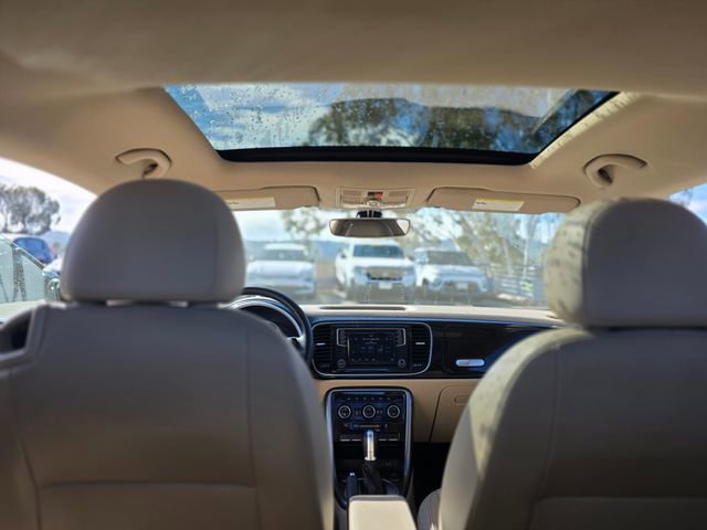 Used 2019 Volkswagen Beetle 2.0T SE image 14