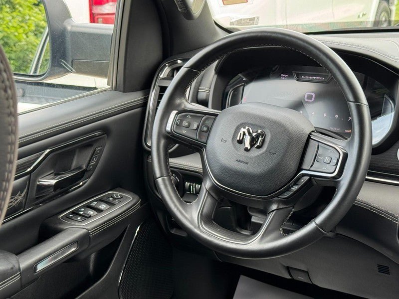 Used 2023 RAM 1500 Limited AWD/4WD image 14