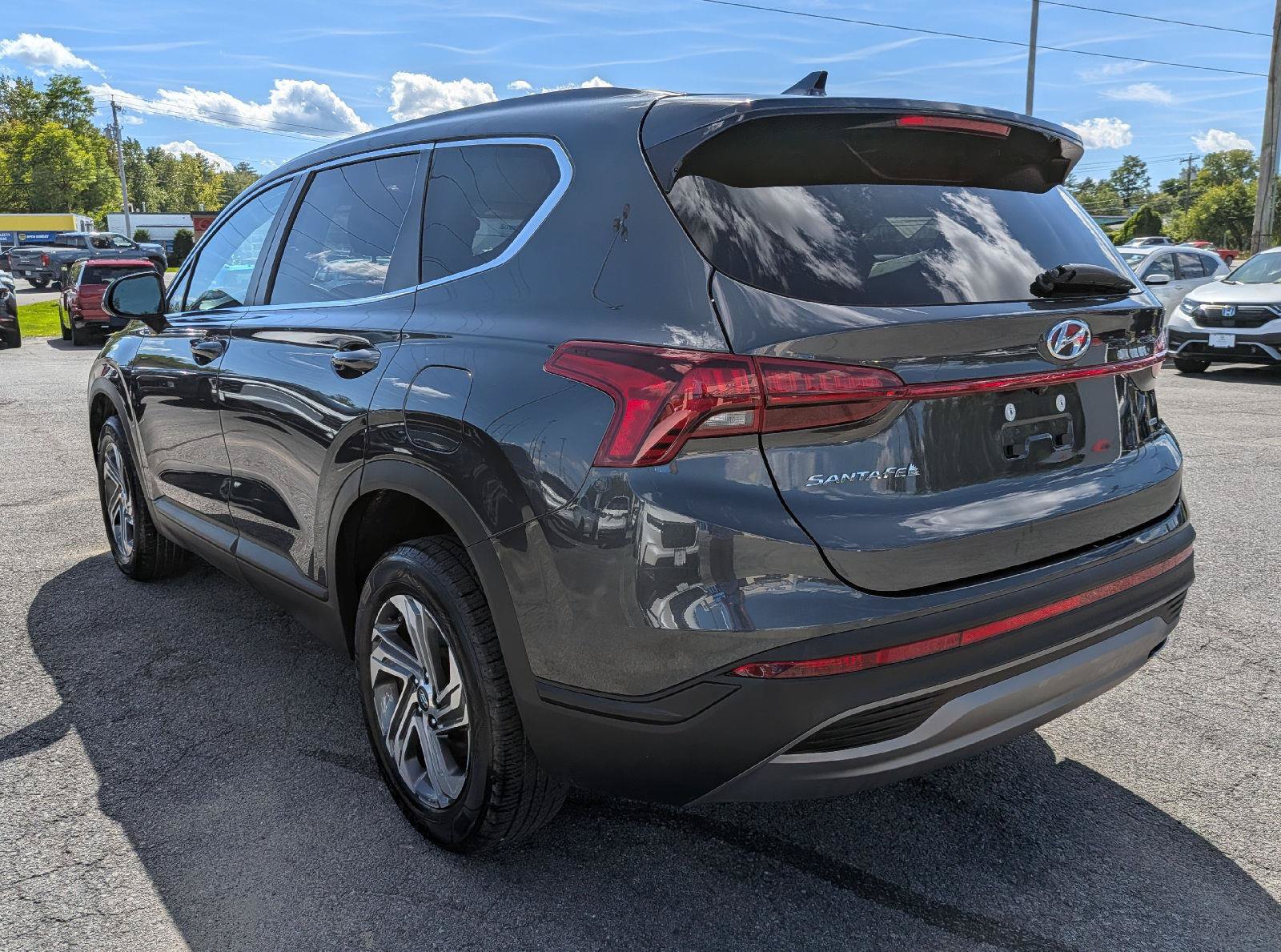 Used 2023 Hyundai Santa Fe SE AWD/4WD image 7
