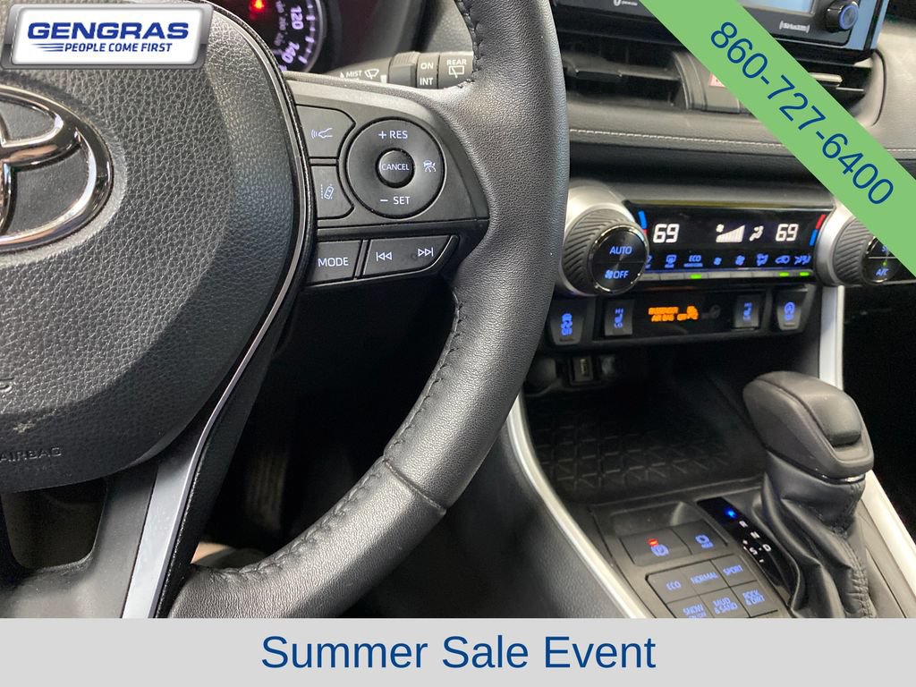 Used 2022 Toyota RAV4 XLE w/ Convenience Package AWD/4WD image 22