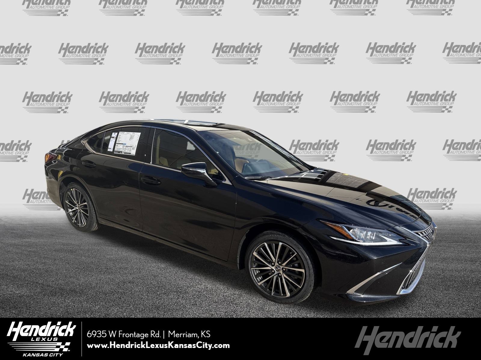 New 2025 Lexus ES 350 w/ Premium Package