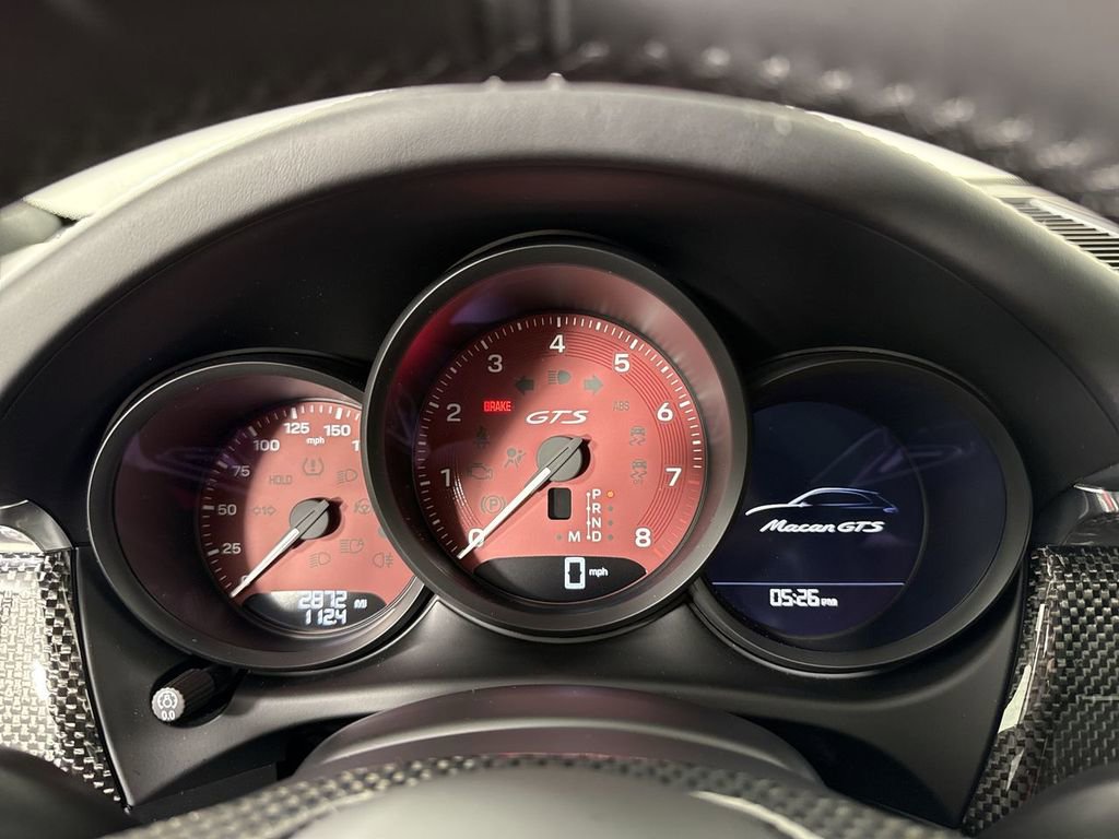 Certified 2025 Porsche Macan GTS AWD/4WD image 37