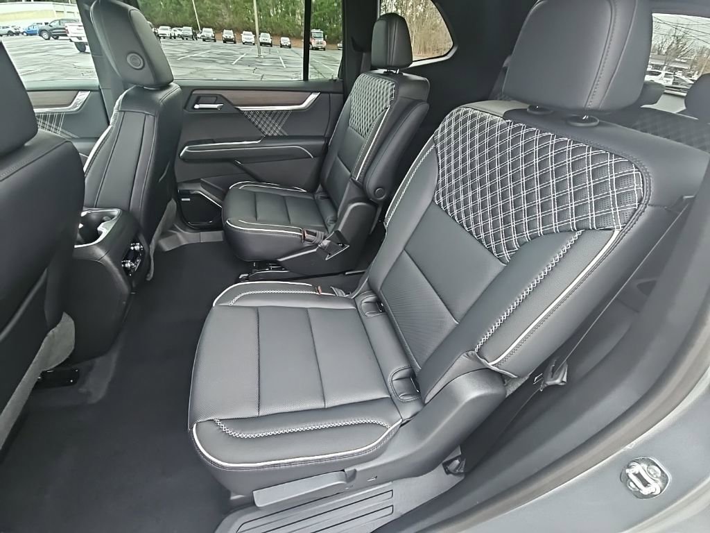 New 2026 GMC Acadia Denali w/ Super Cruise Package image 16