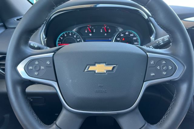 Used 2023 Chevrolet Traverse LT image 30