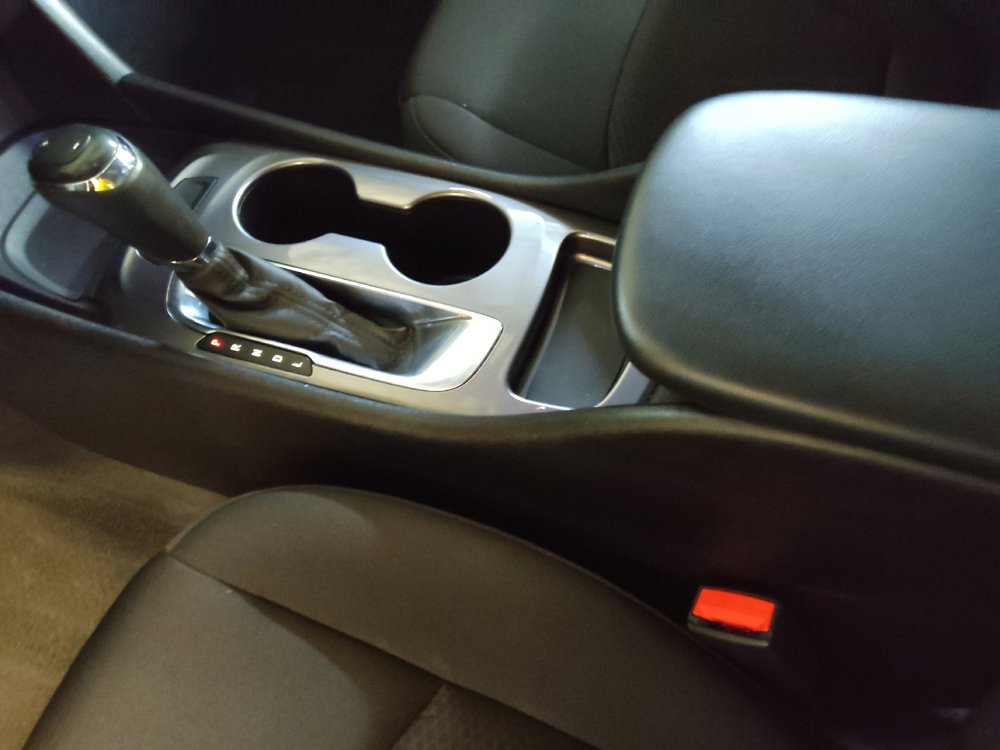 Used 2018 Chevrolet Malibu LS image 26