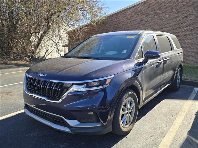 Used 2024 Kia Carnival LX video 2