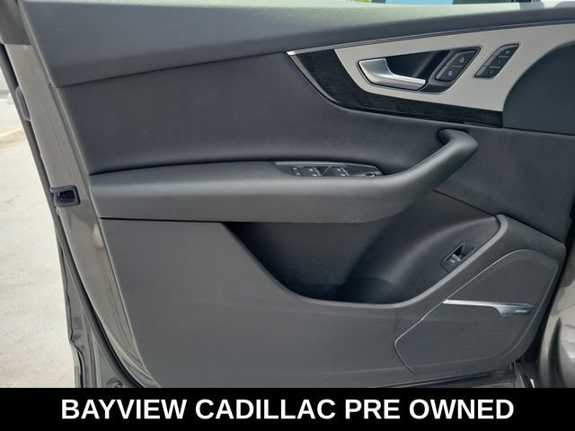 Used 2019 Audi Q7 2.0T Premium Plus w/ Premium Plus Package AWD/4WD image 23