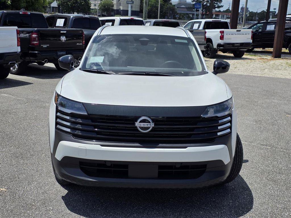 Used 2026 Nissan Kicks SV FWD image 2