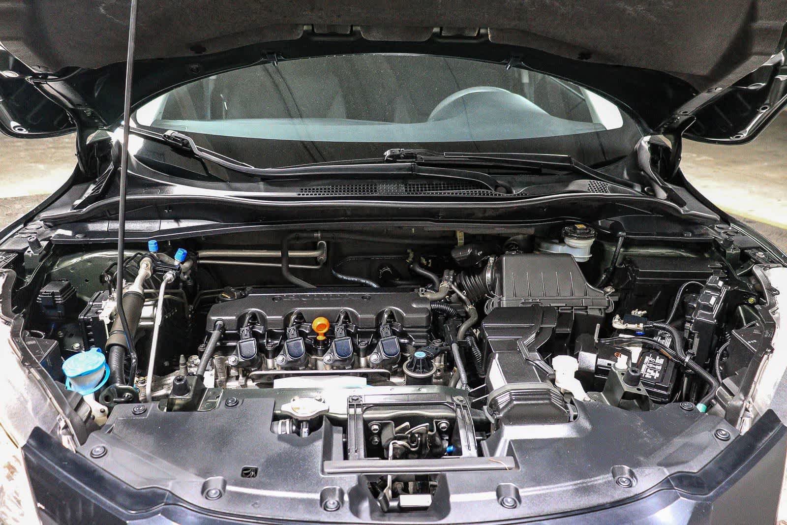 Used 2018 Honda HR-V EX image 28