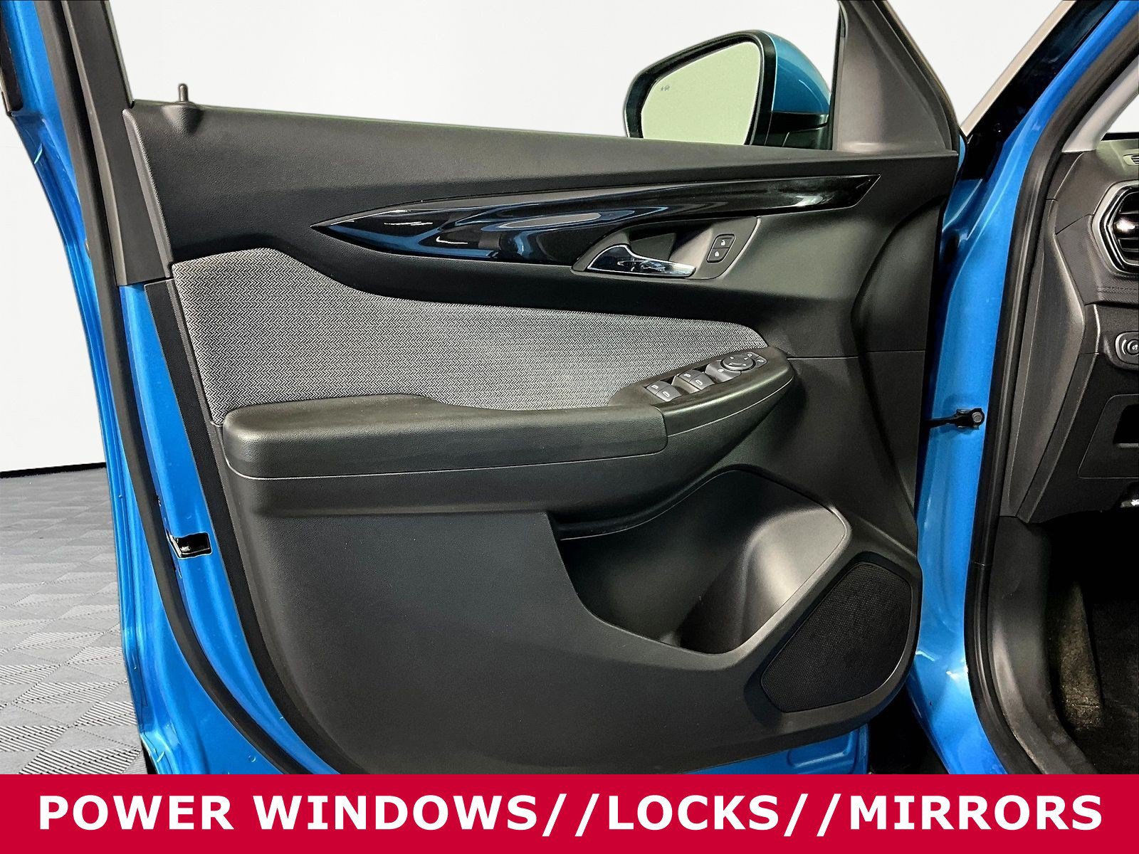 Used 2026 Chevrolet TrailBlazer LT w/ LT Cold Weather Package FWD image 17