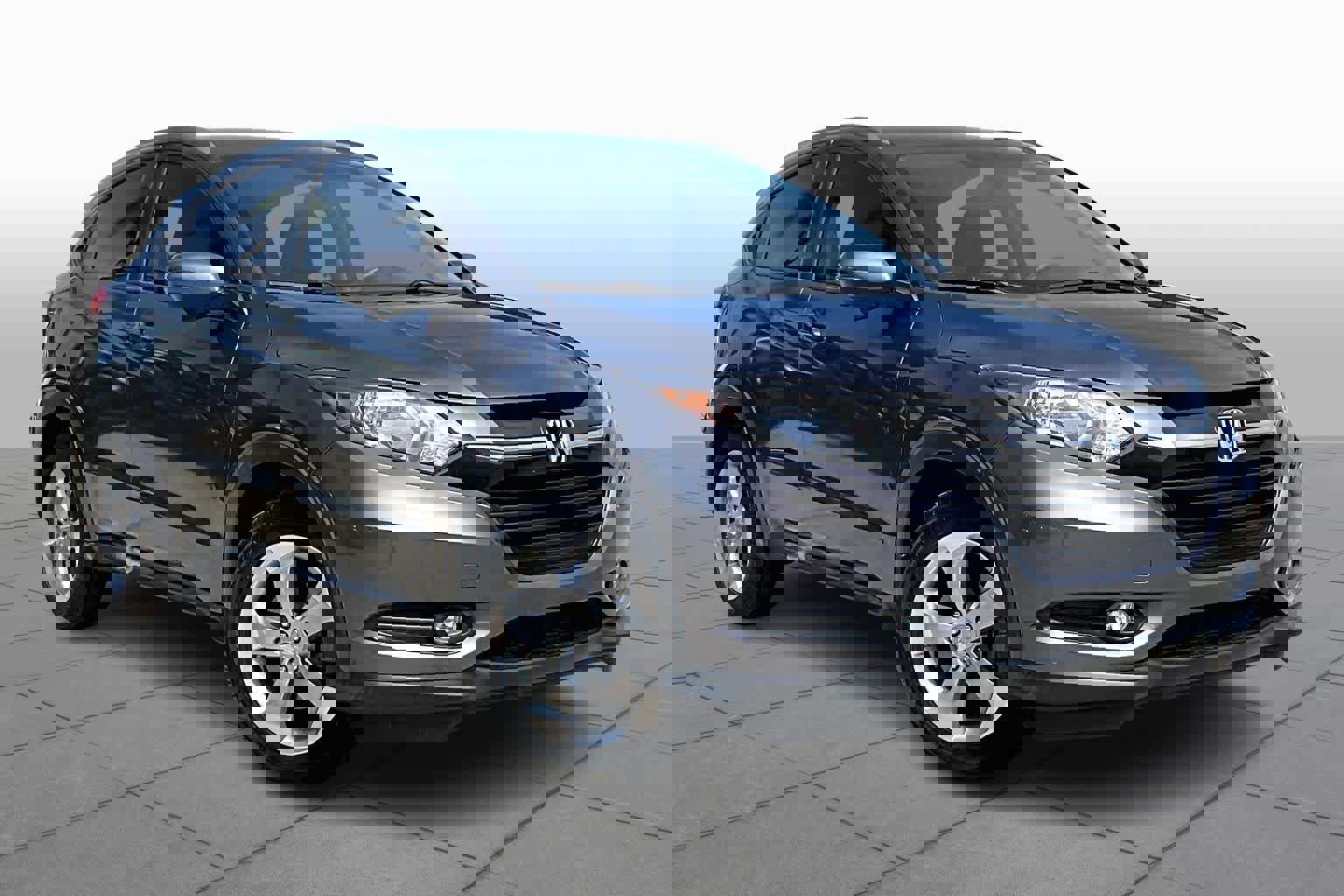 Used 2016 Honda HR-V EX-L image 2