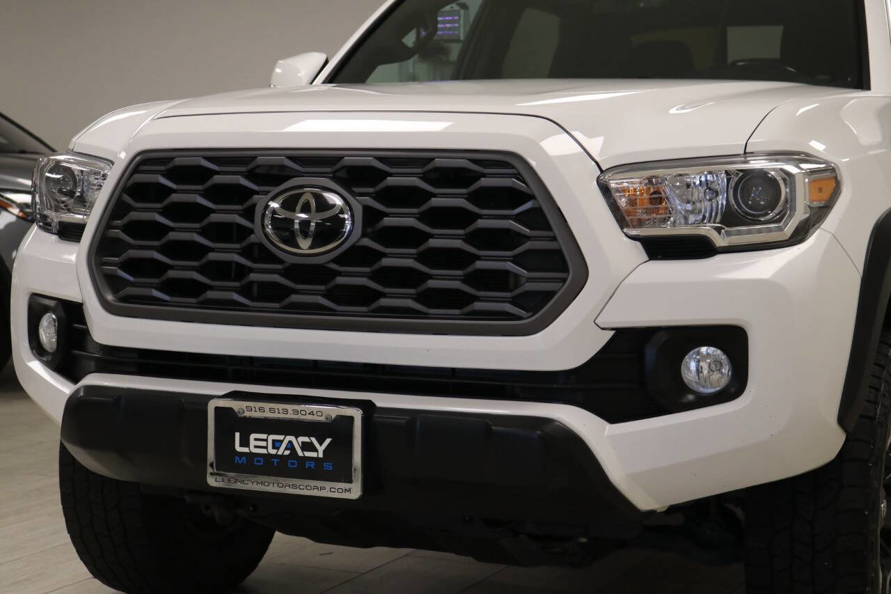 Used 2022 Toyota Tacoma TRD Off-Road image 89