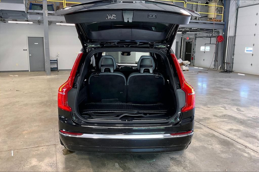 Certified 2023 Volvo XC90 B6 Ultimate w/ Protection Package Premier AWD/4WD image 5