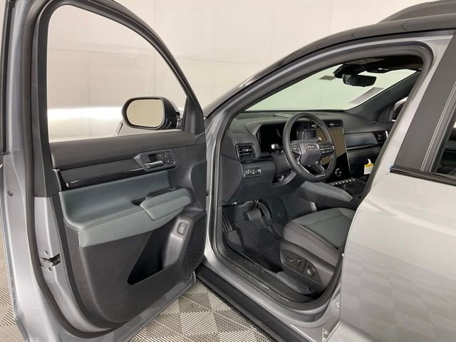 New 2026 GMC Terrain AT4 w/ Convenience Package III image 29