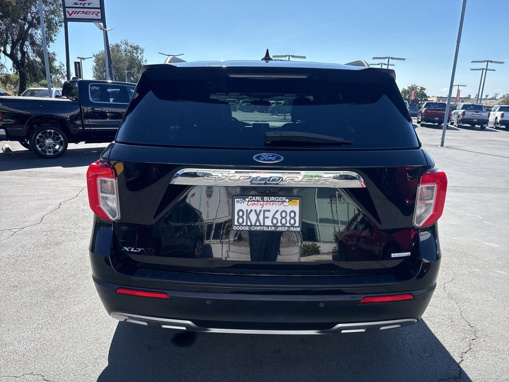 Used 2020 Ford Explorer XLT w/ Equipment Group 202A image 6