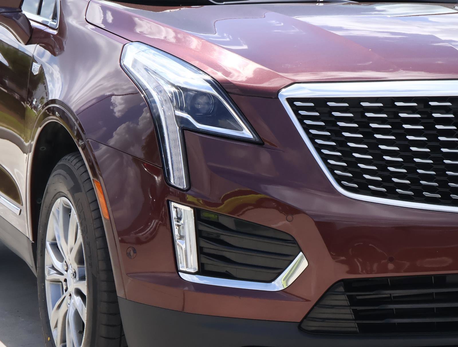 Certified 2023 Cadillac XT5 Premium Luxury w/ Technology Package image 9