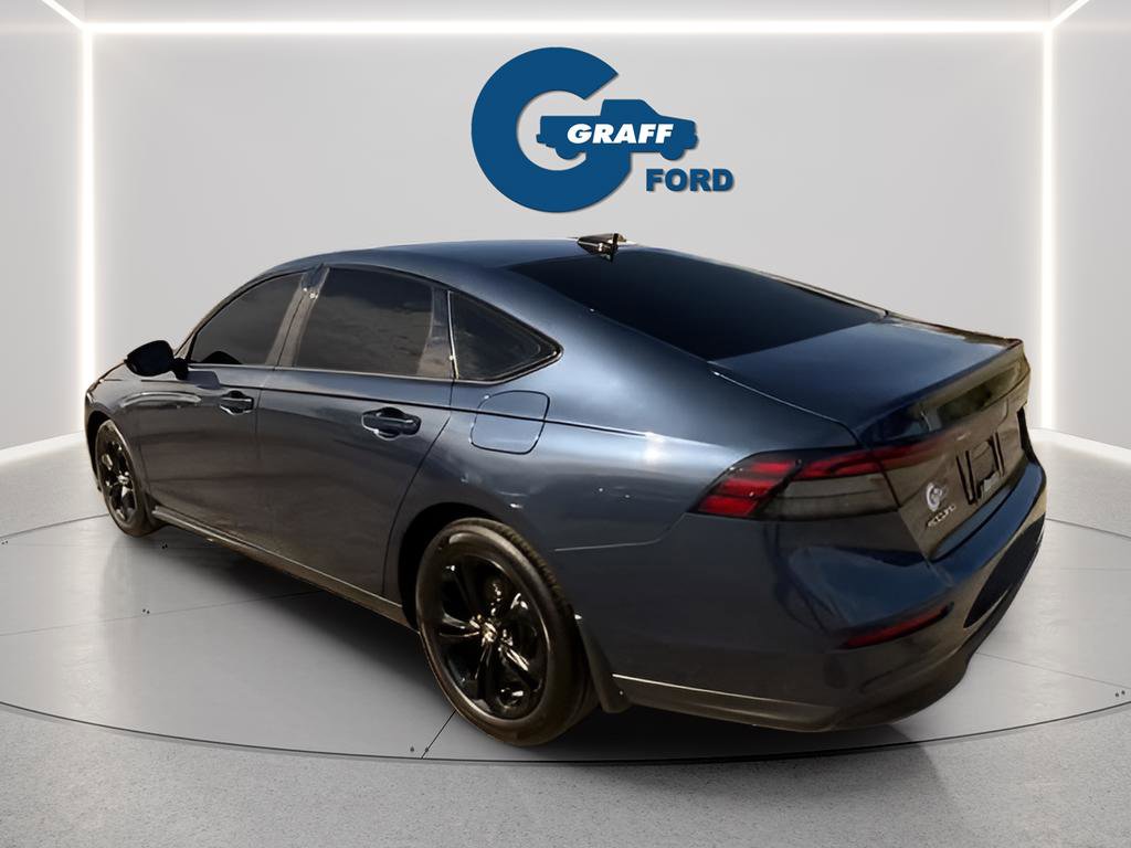 Used 2025 Honda Accord SE image 3