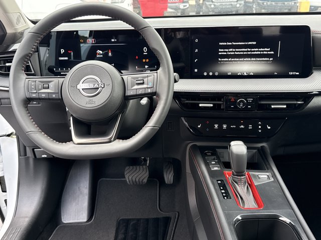 New 2026 Nissan Kicks SR w/ Cold Weather Package FWD image 7