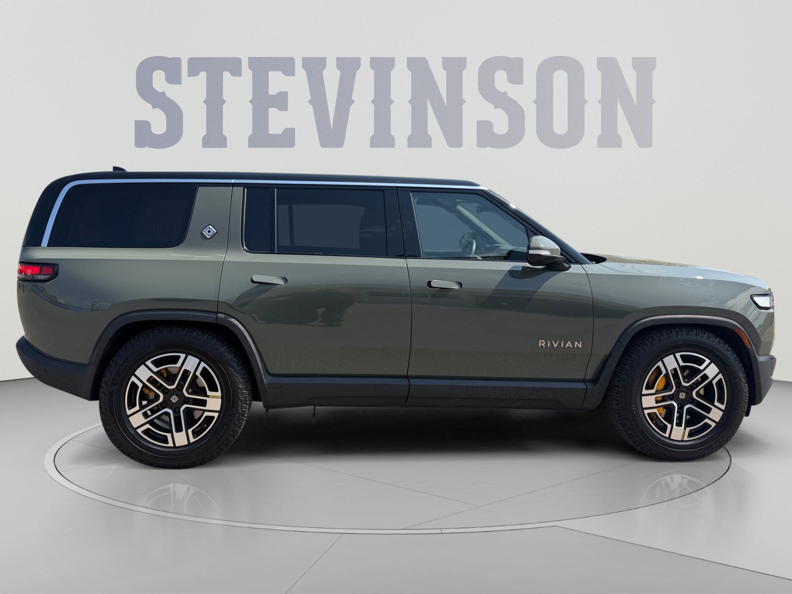 Used 2022 Rivian R1S Launch Edition AWD/4WD image 6