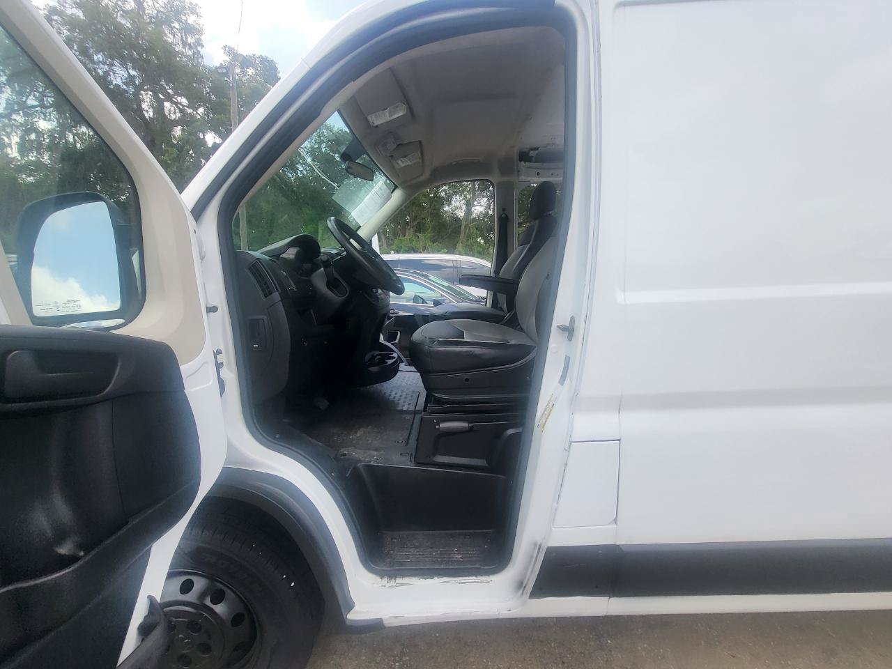 Used 2017 RAM ProMaster 1500 FWD image 36