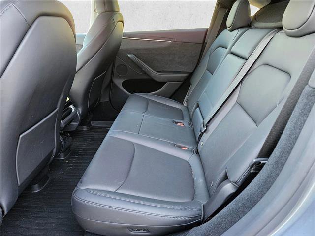 Used 2026 Tesla Model Y Long Range image 19