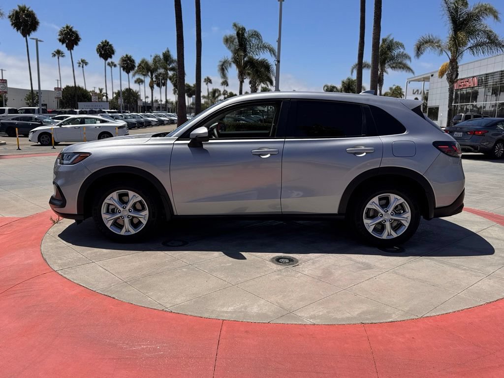 Used 2023 Honda HR-V LX image 5