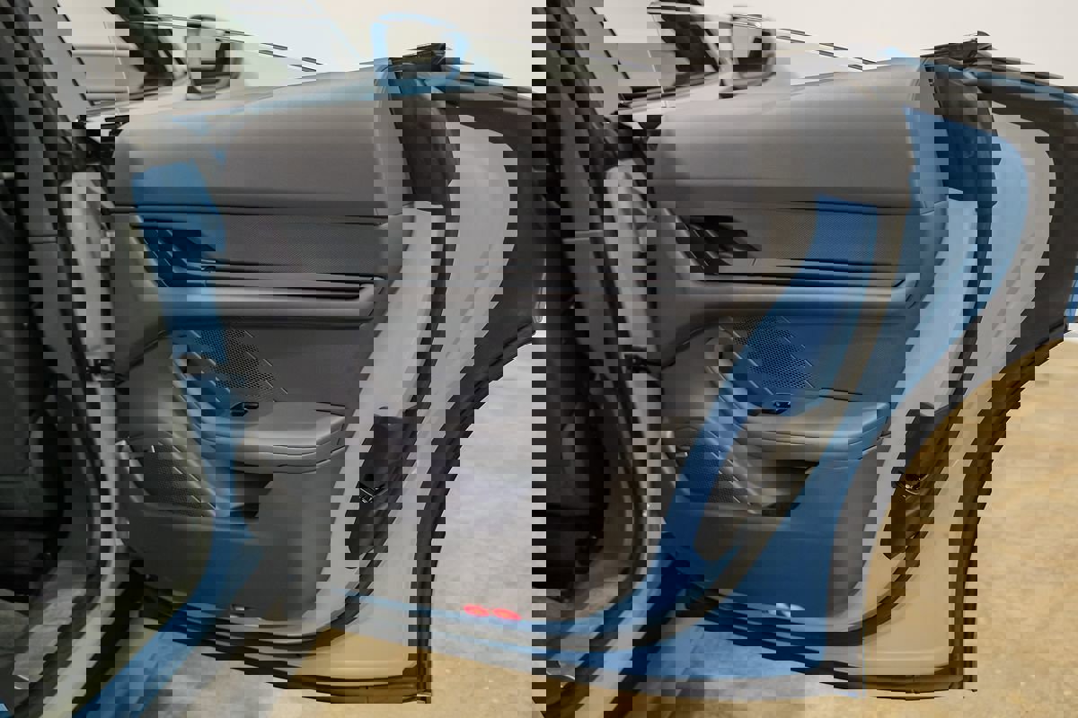 Used 2022 Porsche Taycan 4S image 45