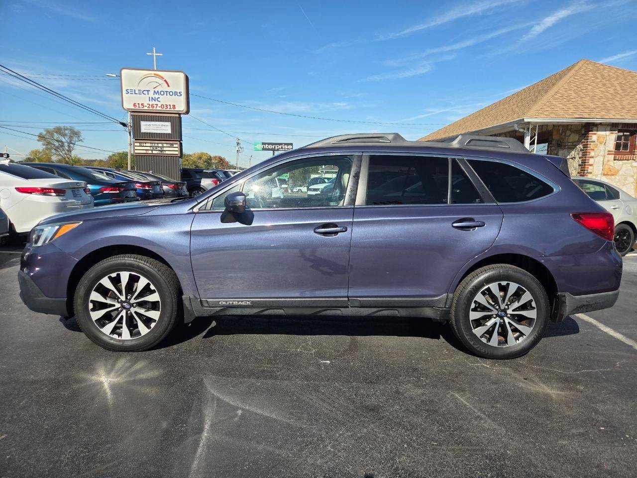 Used 2016 Subaru Outback 2.5i Limited AWD/4WD image 3