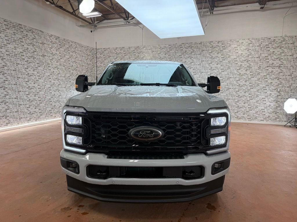 New 2026 Ford F350 Lariat w/ Black Appearance Package image 2