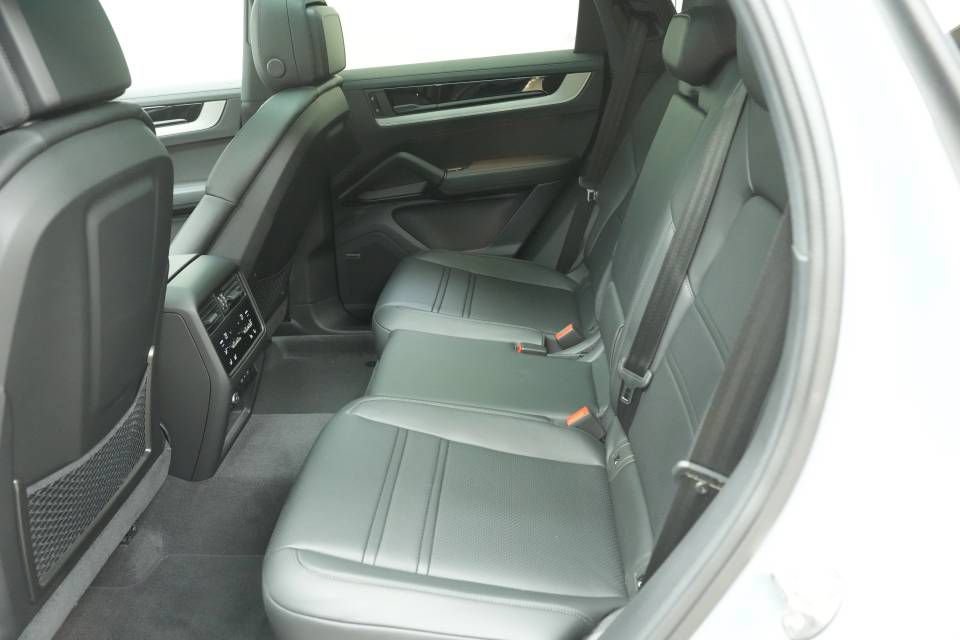 New 2026 Porsche Cayenne S AWD/4WD image 26