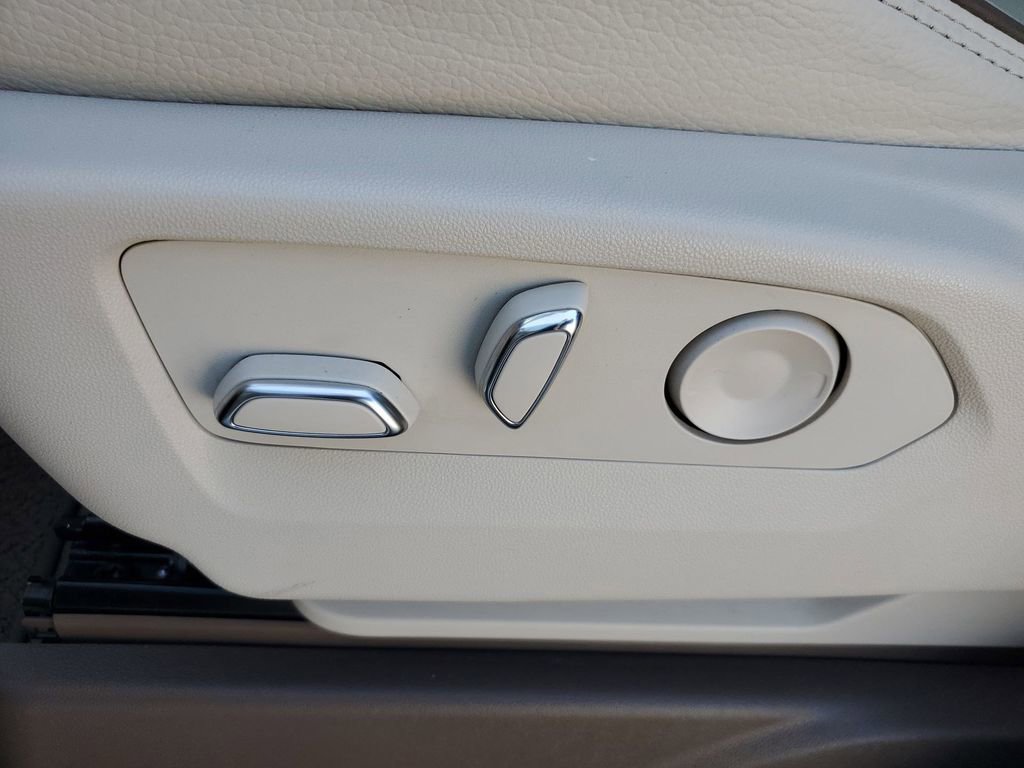 Used 2022 GMC Yukon Denali w/ Max Trailering Package image 29