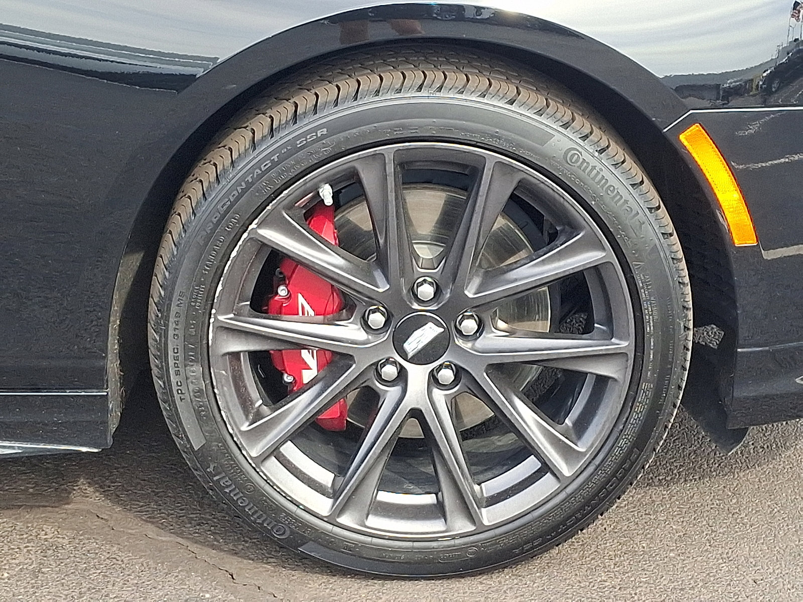 Used 2021 Cadillac CT4 V w/ Technology Package image 8