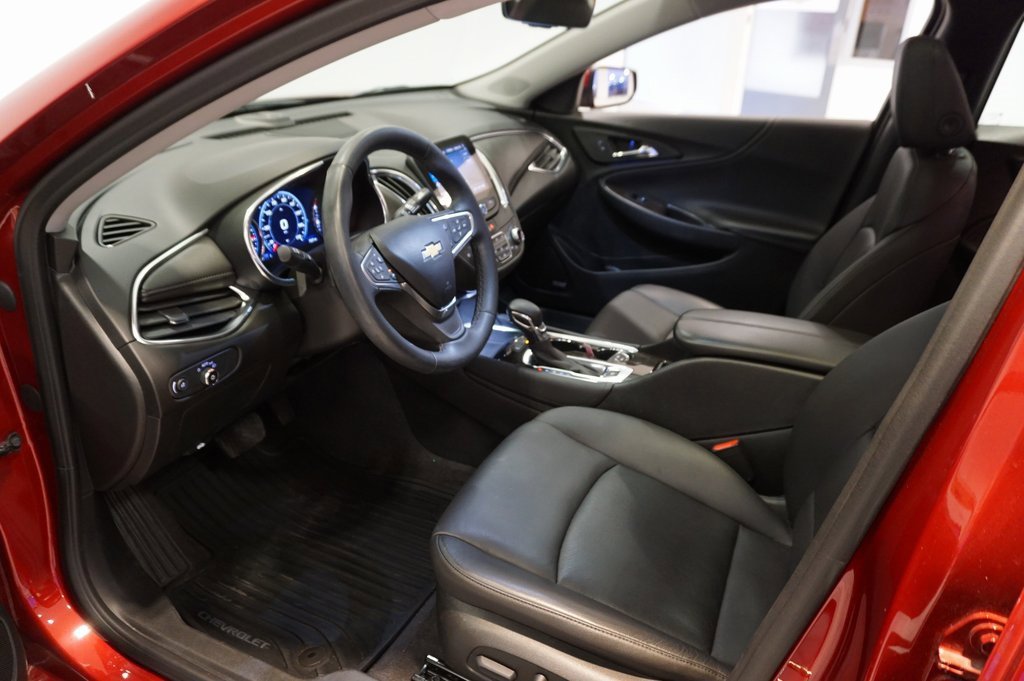 Certified 2023 Chevrolet Malibu LT w/ Driver Confidence Package image 9