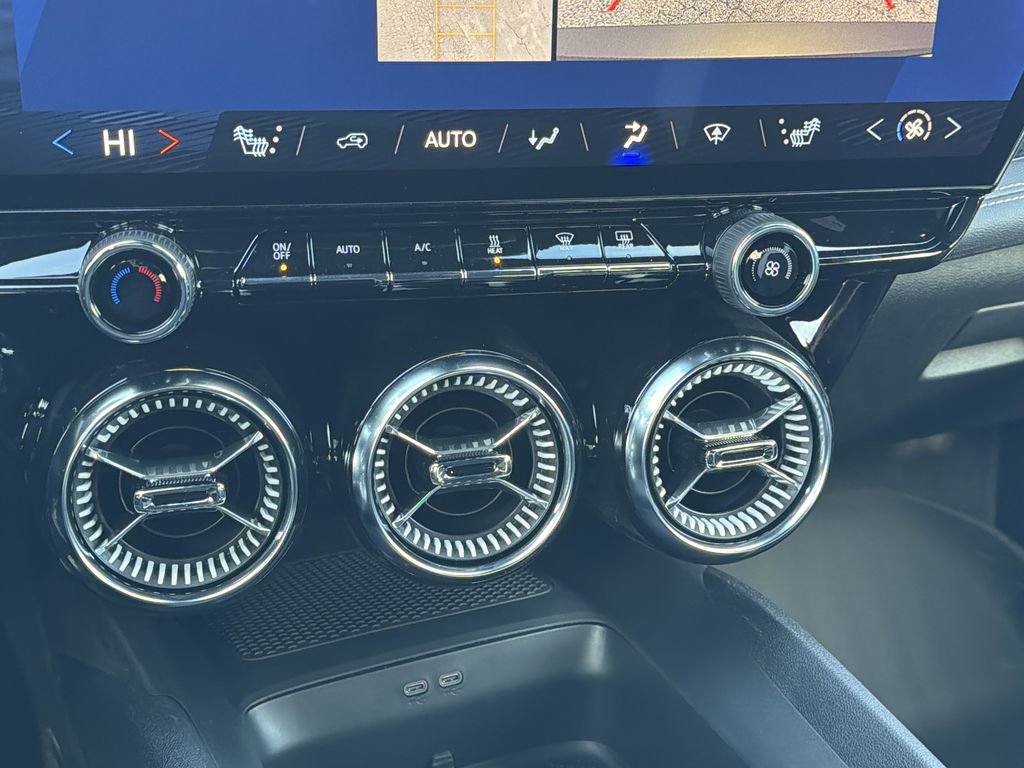 New 2026 Chevrolet Blazer EV LT image 6