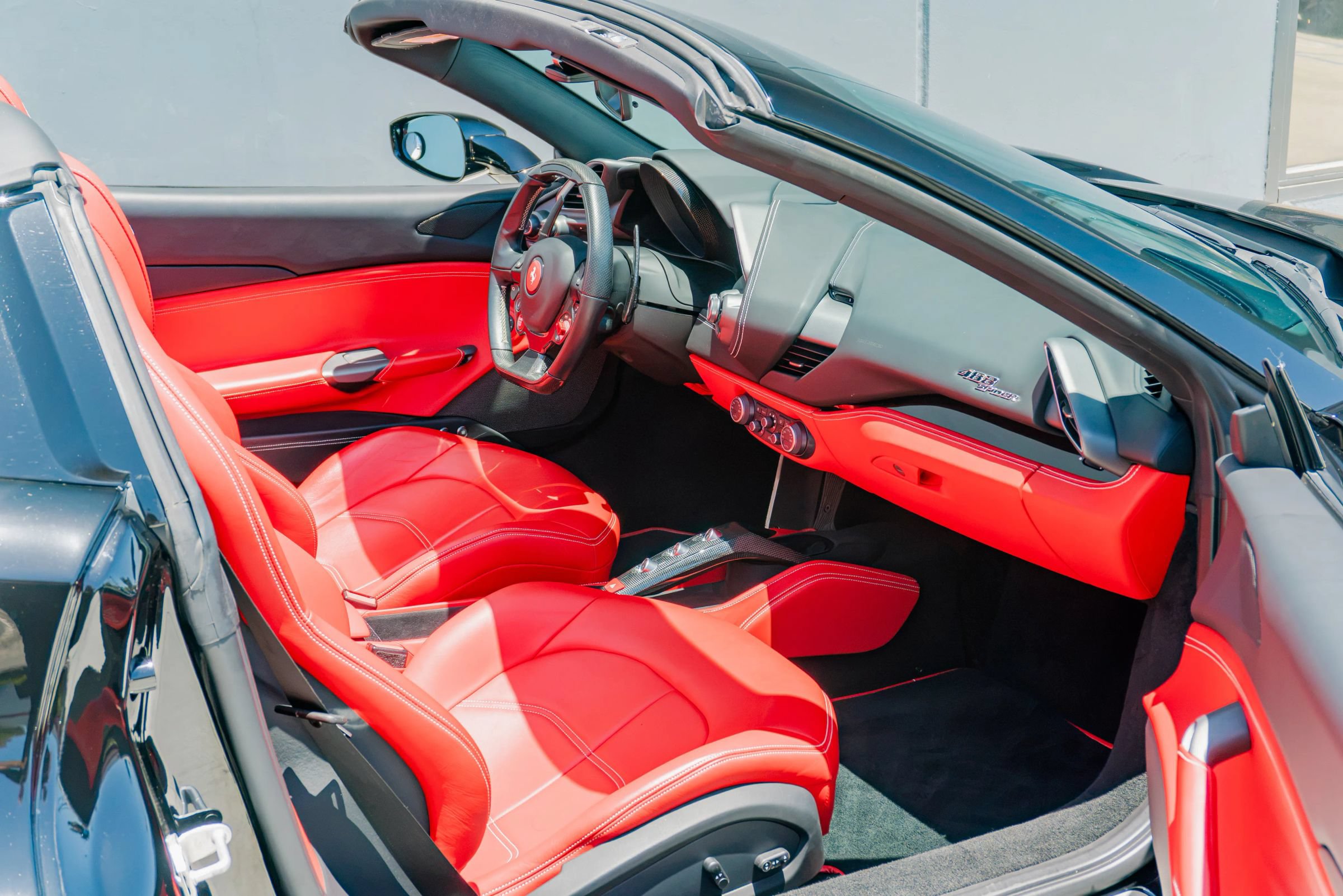 Used 2018 Ferrari 488 Spider RWD image 57