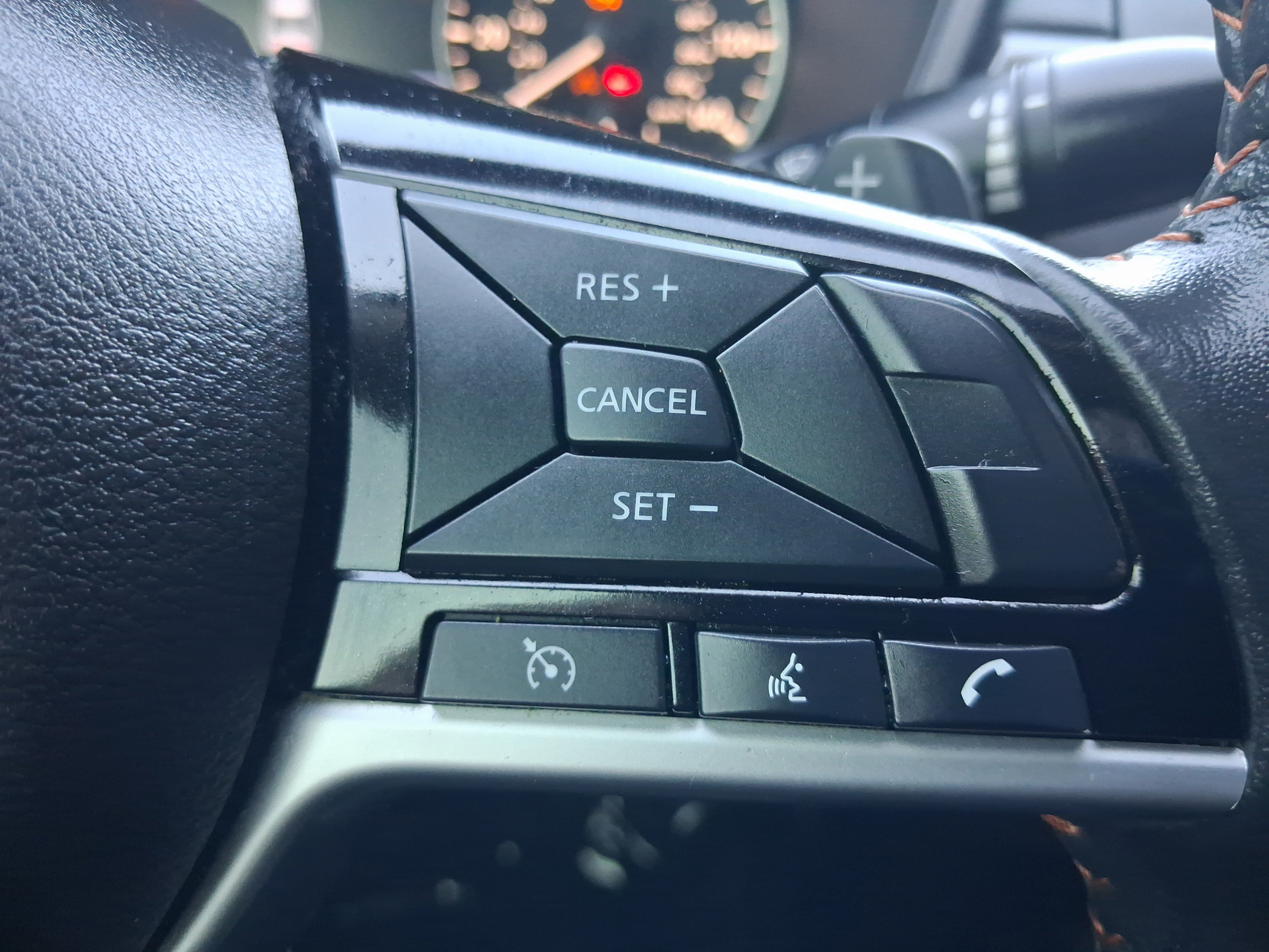 Used 2024 Nissan Altima 2.5 SR FWD image 23