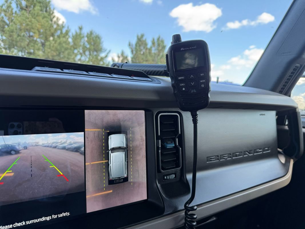 Used 2023 Ford Bronco Wildtrak image 43