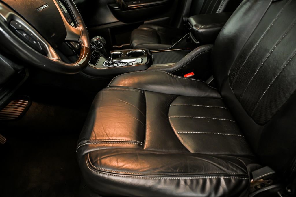 Used 2015 GMC Acadia Denali image 13