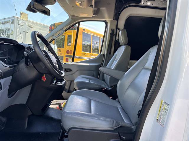 Used 2018 Ford Transit 250 148 Medium Roof RWD image 29