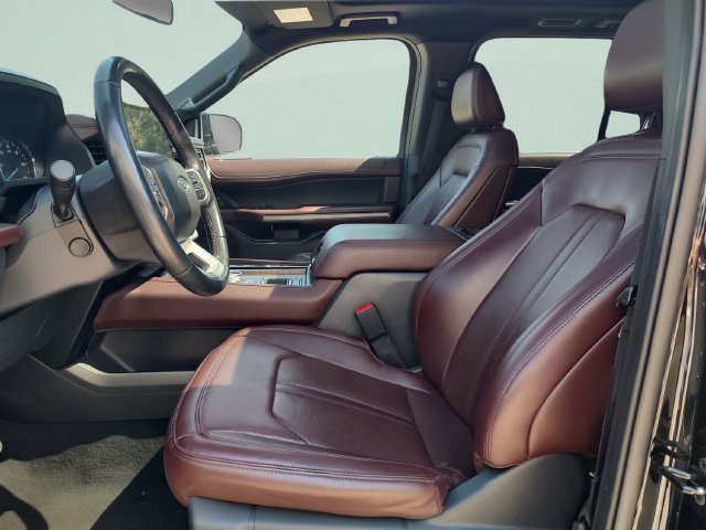 Used 2024 Ford Expedition Limited RWD image 26